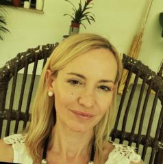 Ruth Lloret