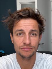 Oli De Jong