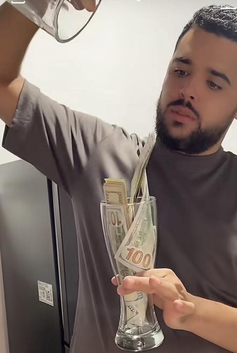 $ JUGO $