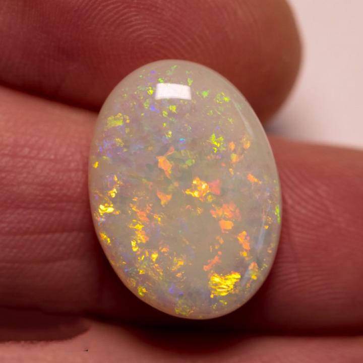 9.4 carats of reds, orange and yellow!