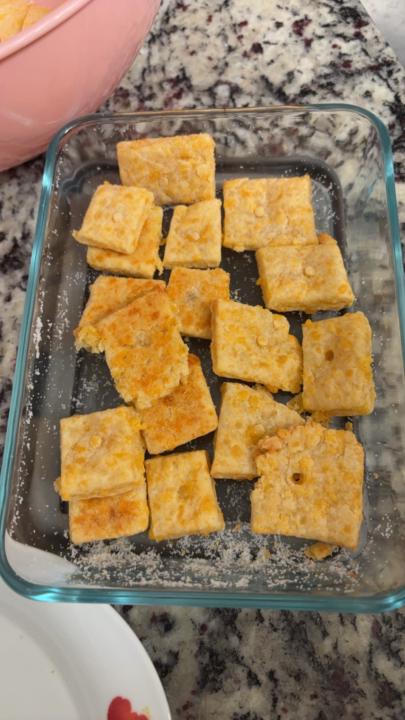 Cheezits 