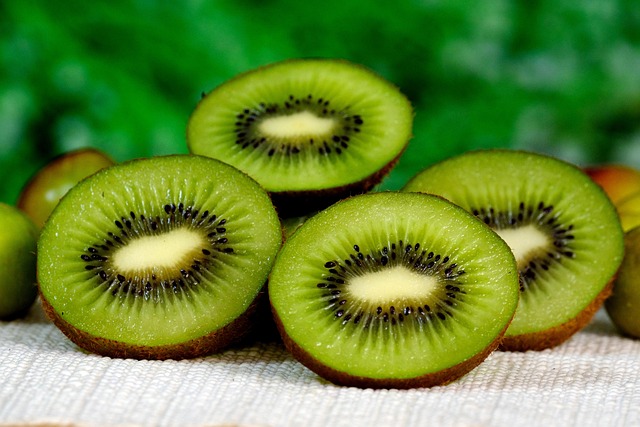 🍈 Kiwi and Diabetes: A Sweet Treat That’s Blood Sugar Friendly!