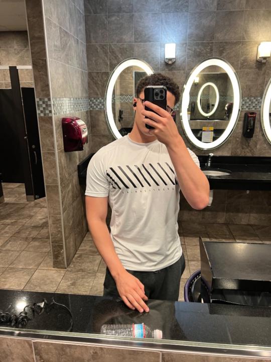 Dillon Newfield