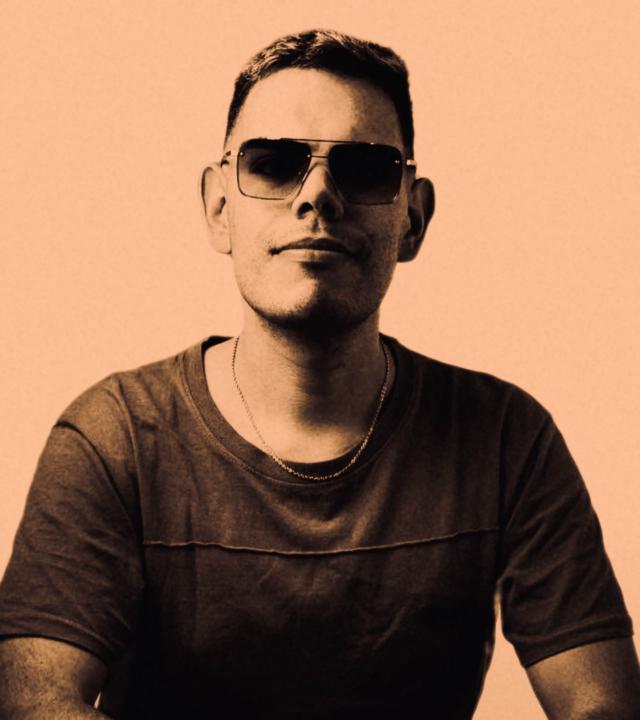Julian Peralta