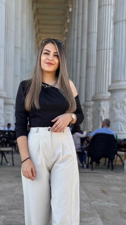 Esra Ünal