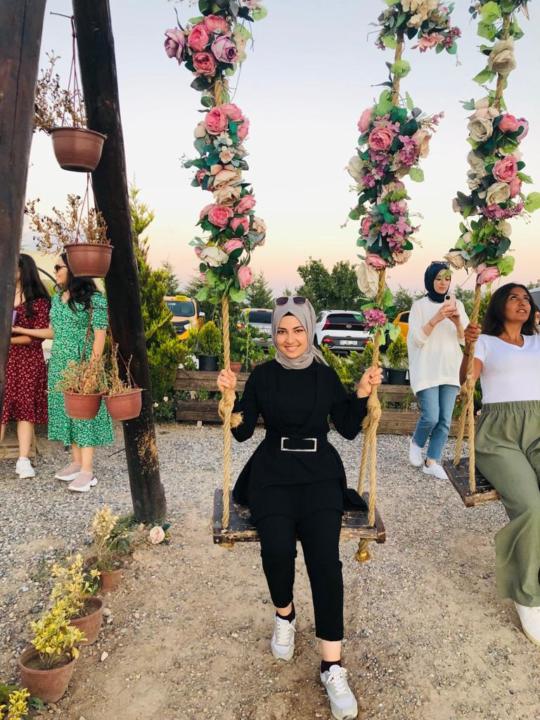 Emine Zor