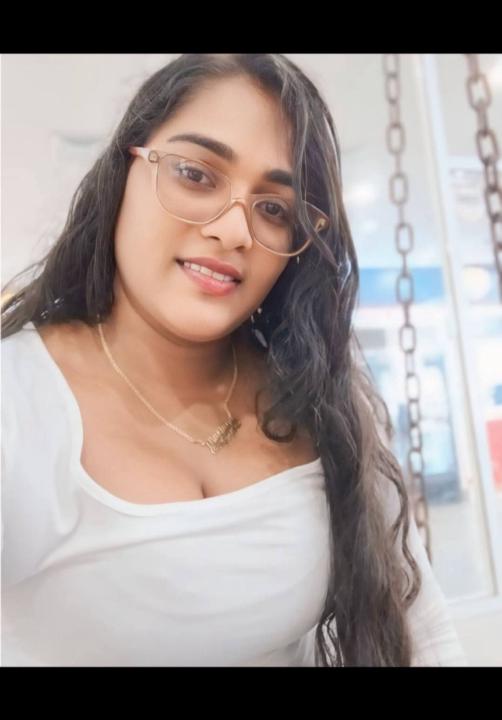 Nickita Khan