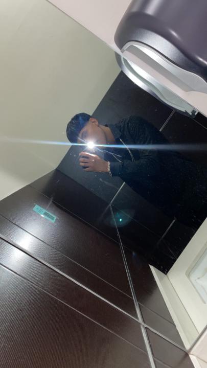 Aaron Urquiza