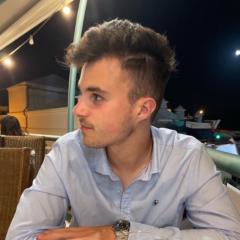 Alberto González Fernández