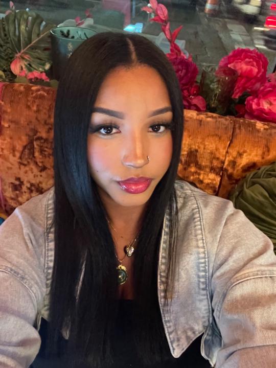 Chyra B