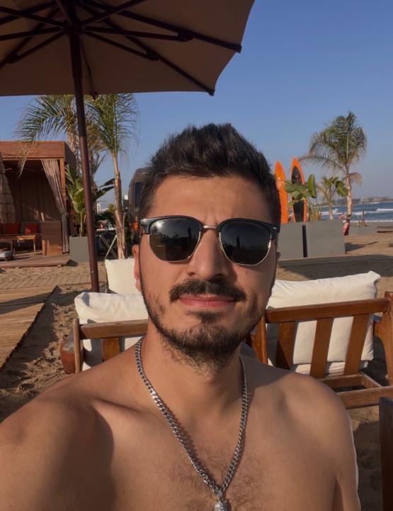 Uğur Eskizara