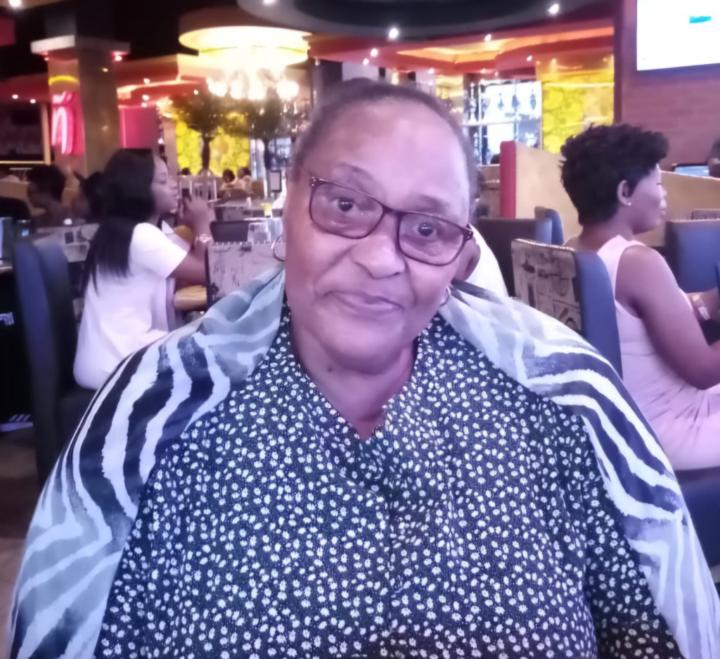 Sthoko Mzolo