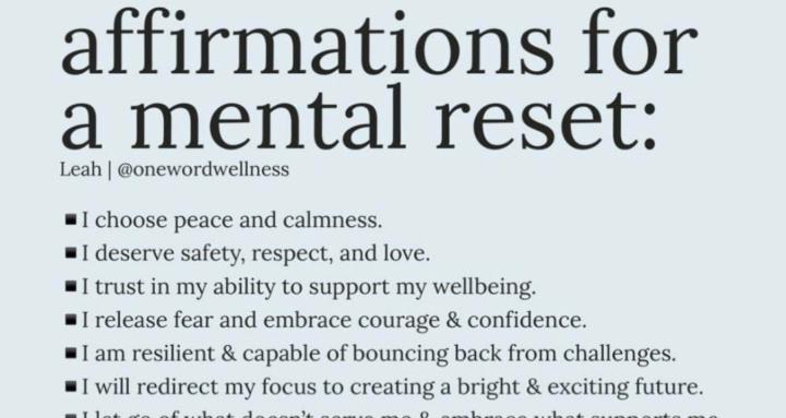 Vanessa’s art and tarot