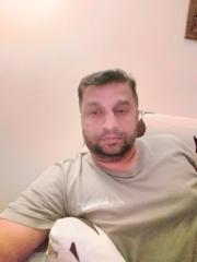 Riyaz Eksambi