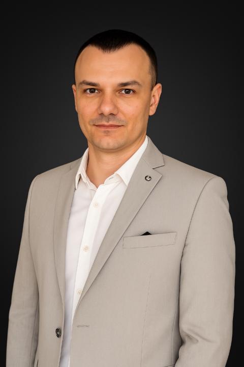 Liviu Faur