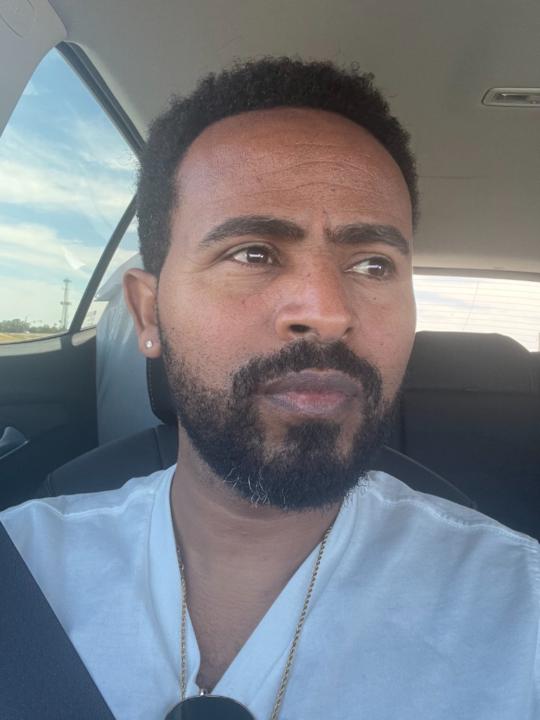 Angesom Mezgebo
