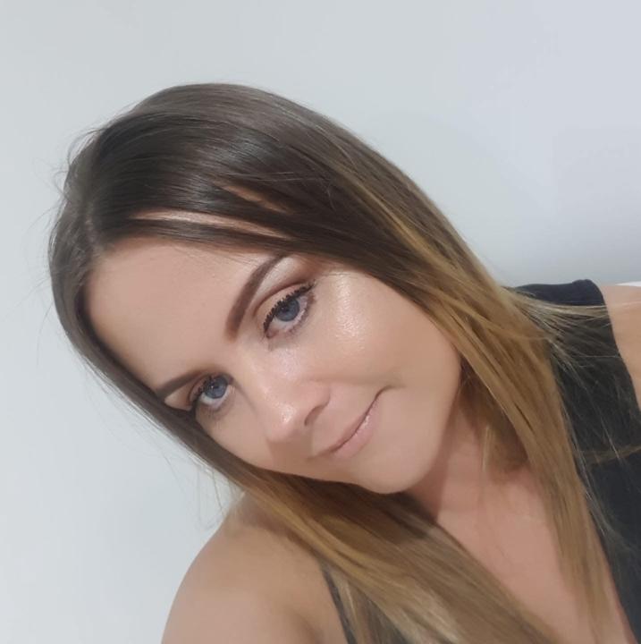 Stacey Lowe