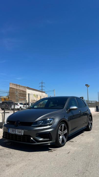  Volkswagen Golf R 7.5