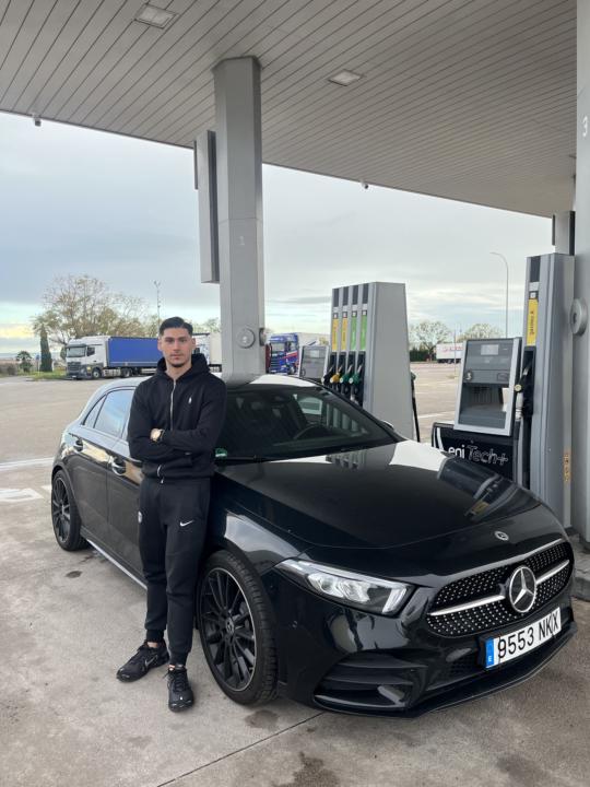Mercedes A200