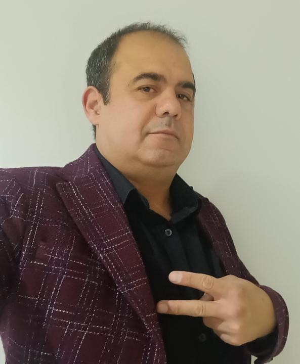 Çağdaş Özgür