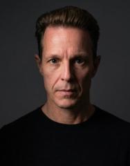 Simon Ward