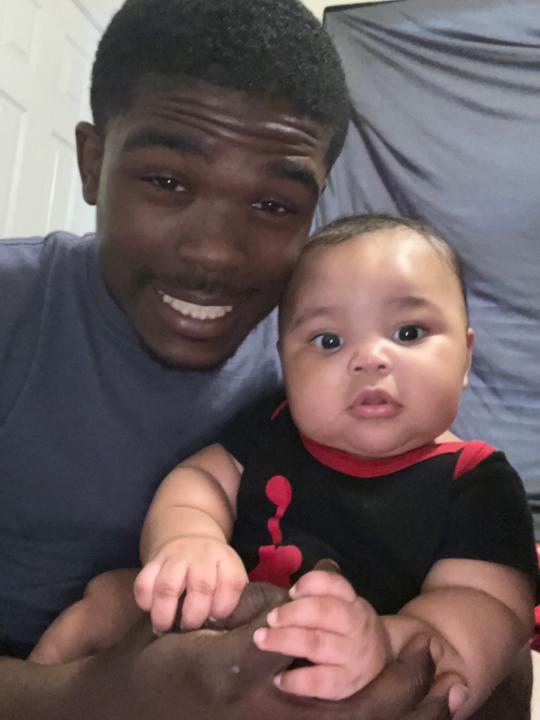 Antonio Holmes