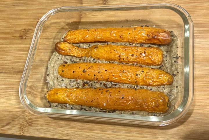 Hummus de berenjena y zanahorias asadas