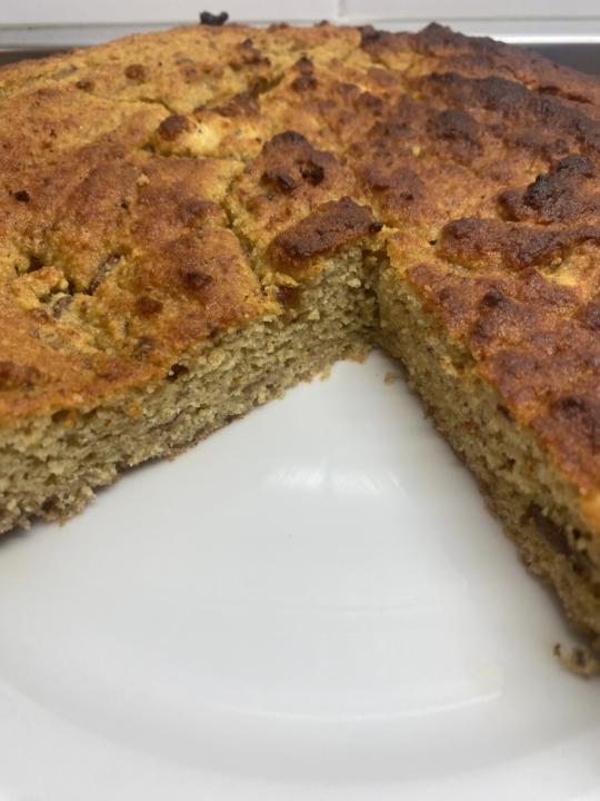 Bizcocho improvisado por mi , siguiendo las directrices del chef ..