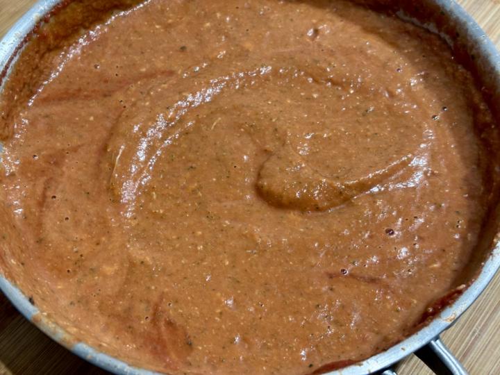 Salsa de tomate y burrata