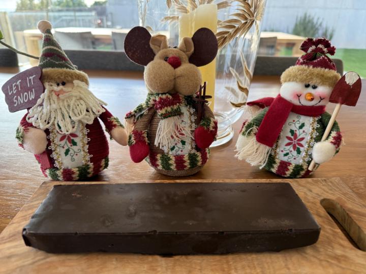 Turrón crujiente de chocolate 🍿 🍫 