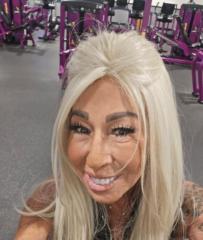 Donna Carbone