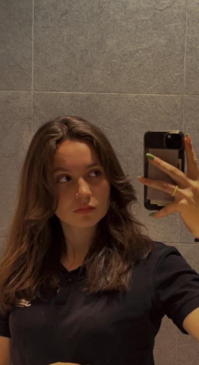 Viki Mazurova