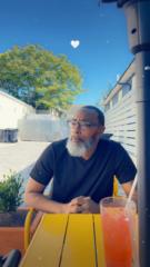 Darryl R