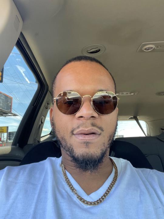 Theo Holmes