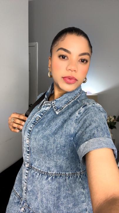 Dayra Burton