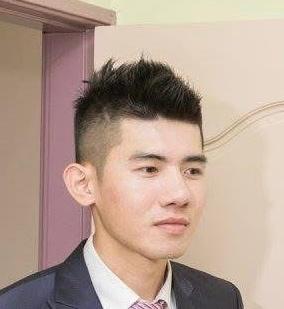 豪霆 簡