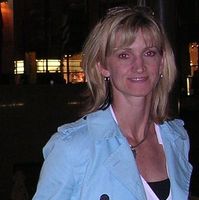 Janet Saunderson