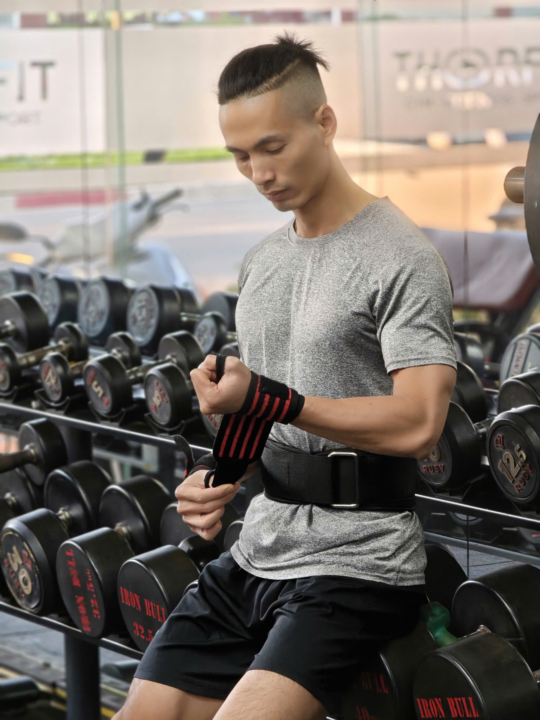 NỖI ĐAU CỦA SỰ KỶ LUẬT