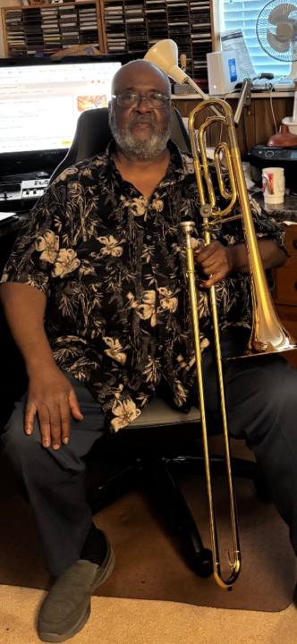 Donnell Edwards