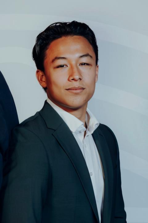 Aaron Zhang
