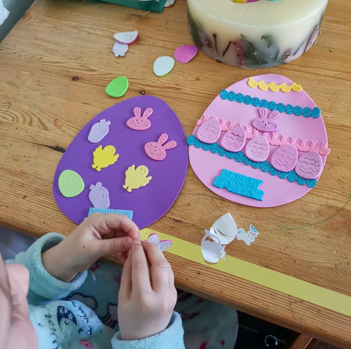 🐥Easter Sticking (for little hands)