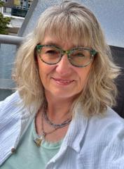 Susanne Knieps