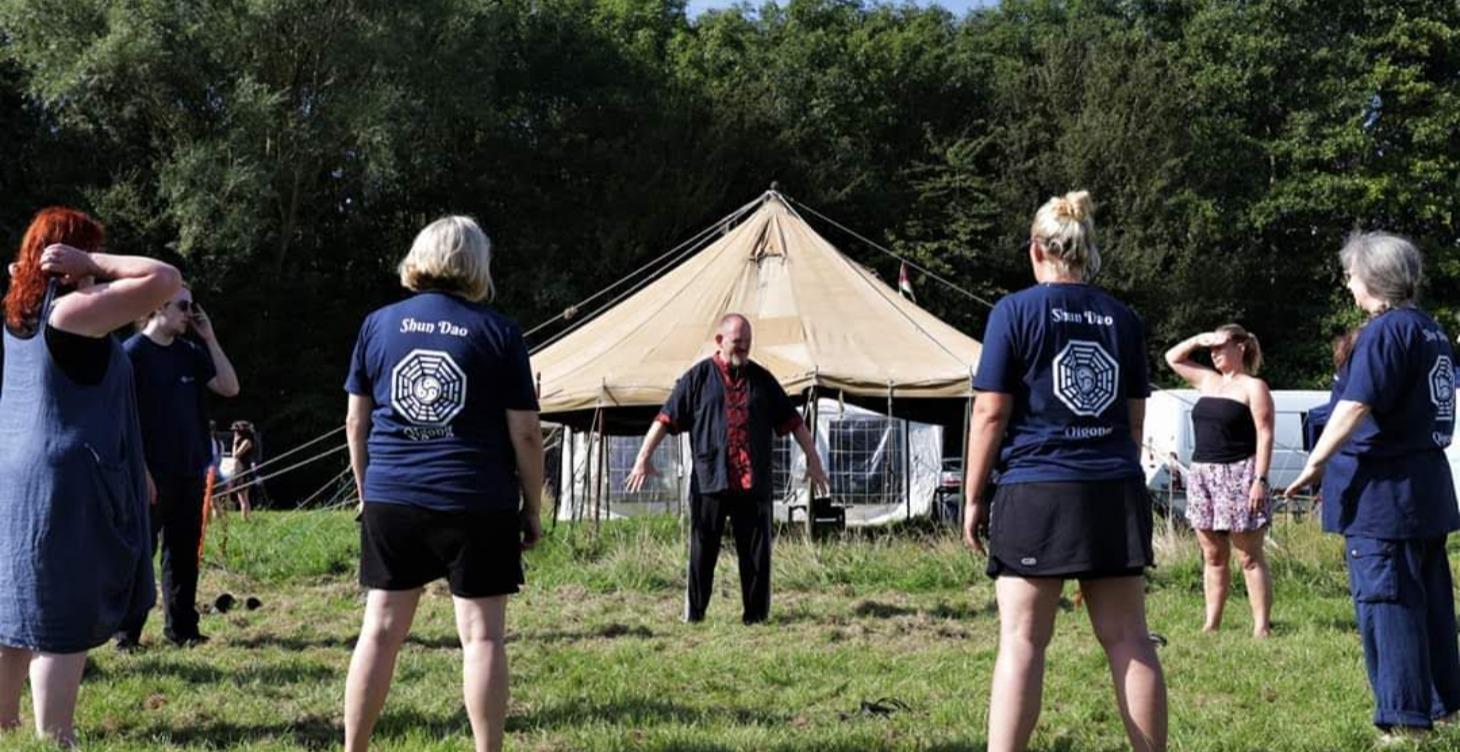 Warm up 1 Qigong set ( individual movements)