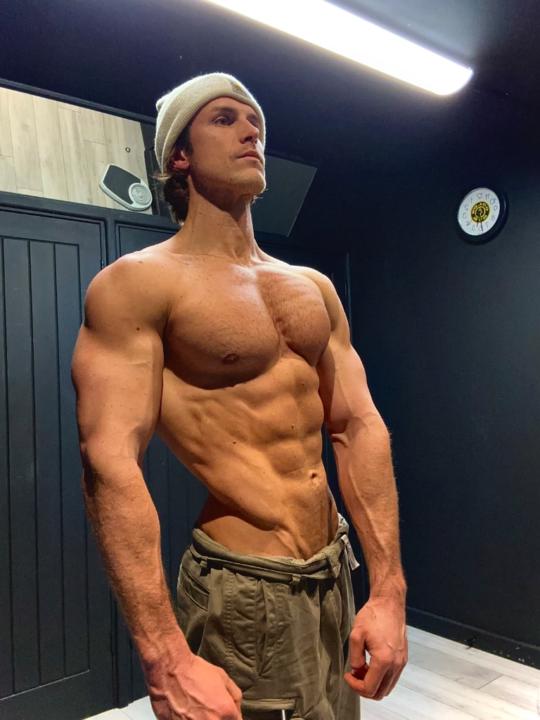 Alex Thoms
