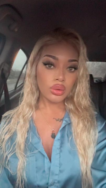 Crystal Avenelle