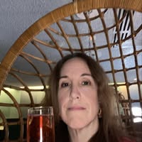 Suzanne Pratt