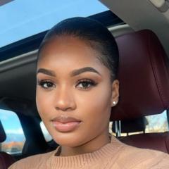 Amelia Dua