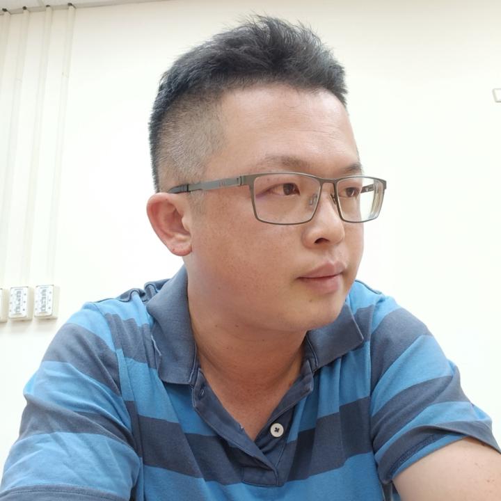 伯彥 林