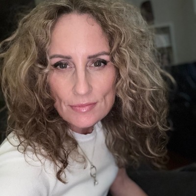Nicola Wright
