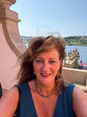 Dyanne Thorn Leeson